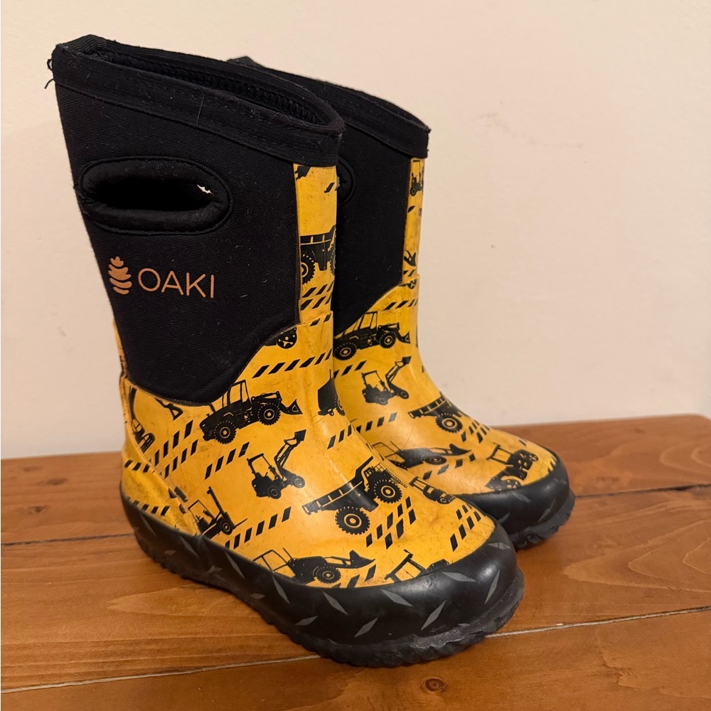 OAKI Kids Black and Yellow Construction Boots